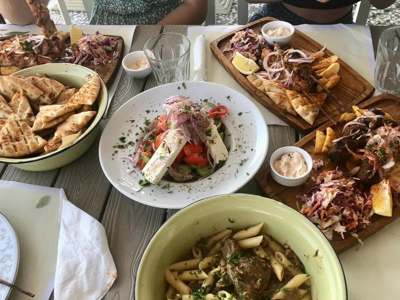 Local Taverna